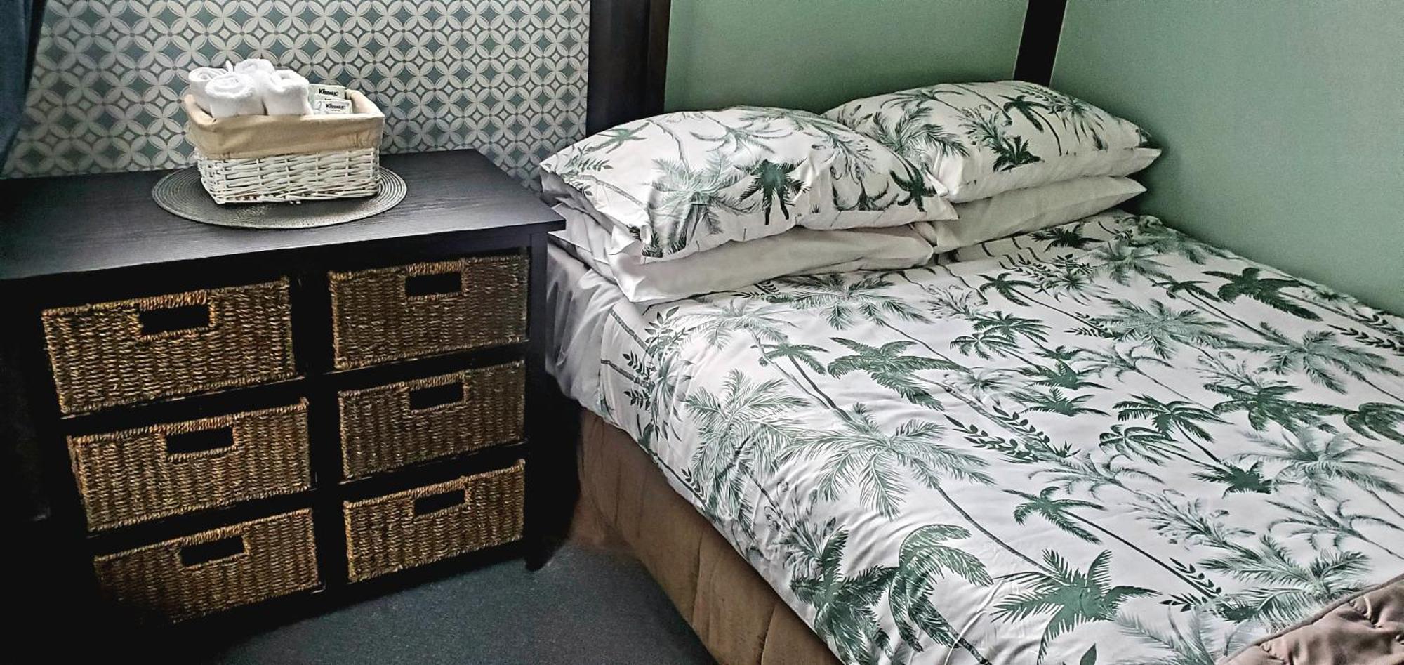 Tokaanu Lodge Motel トゥランギ エクステリア 写真