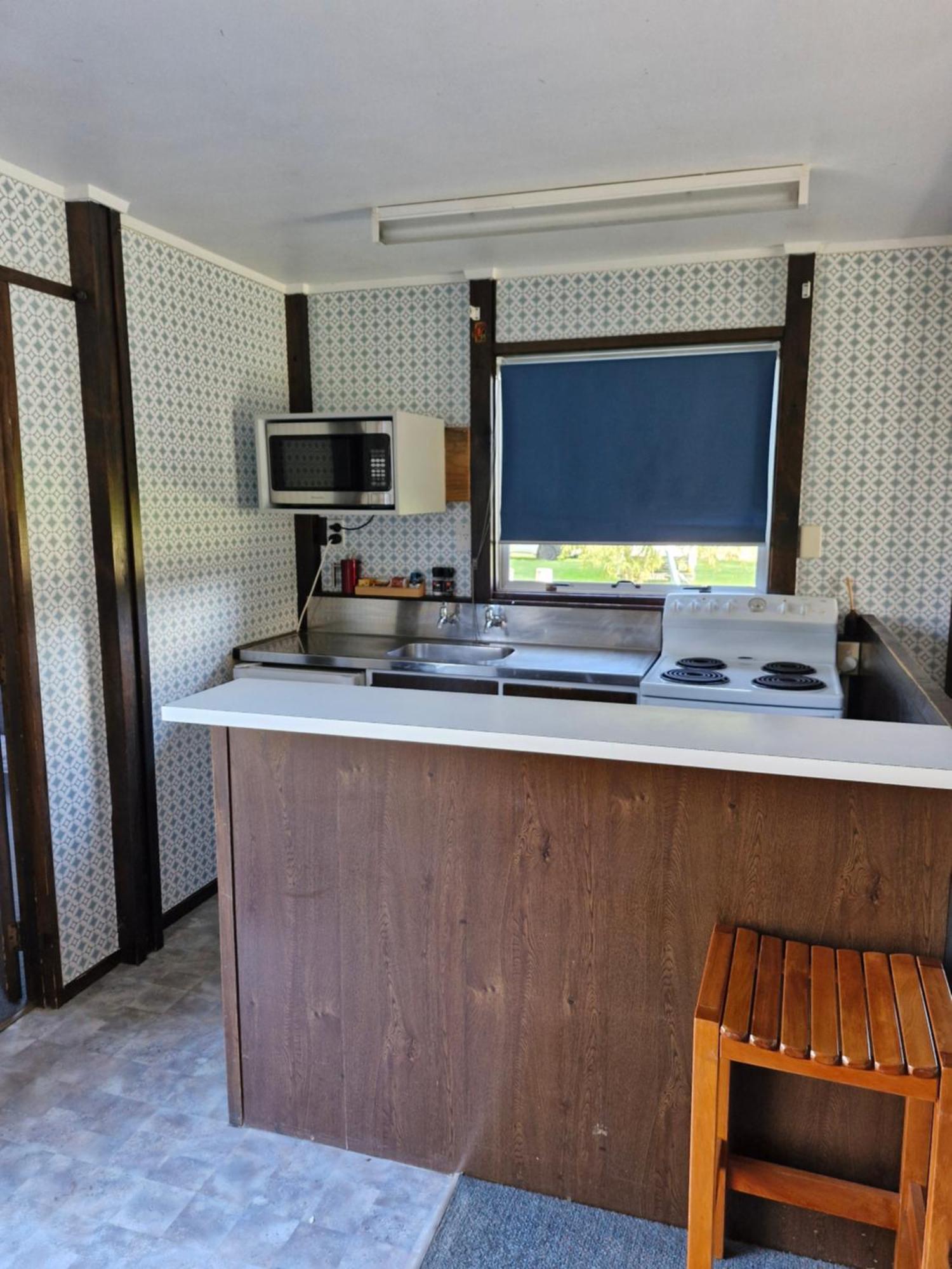 Tokaanu Lodge Motel トゥランギ エクステリア 写真
